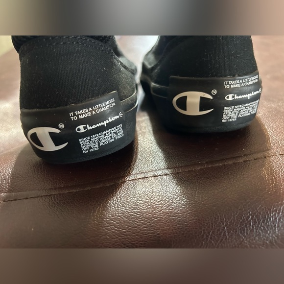 CHAMPION Metro Boys Black Slip-On Shoes - Picture 8 of 8